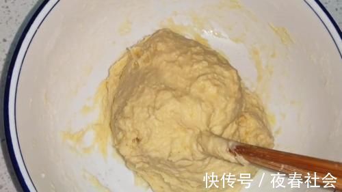 蛋黄液|免揉面包懒人做法,不用揉面,不揉手套膜,出炉柔软又拉丝,真香