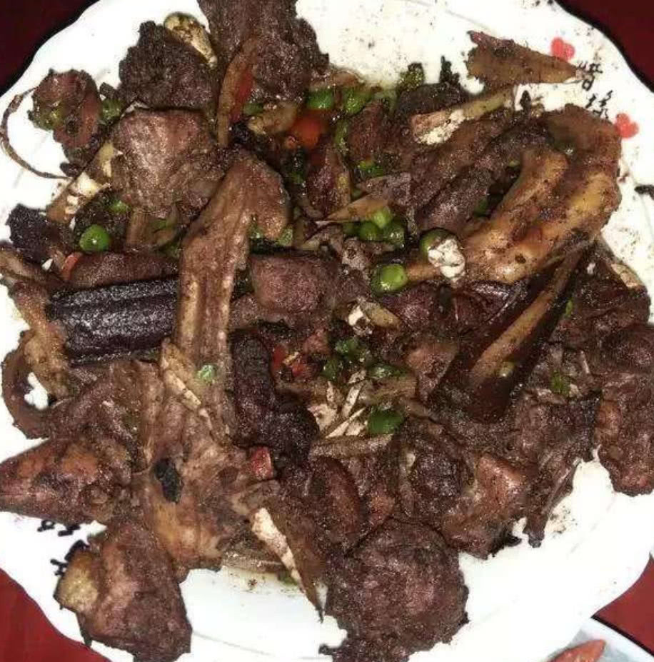 男友带我去他家见父母，准婆婆做这饭菜招待我，第二天我果断分手