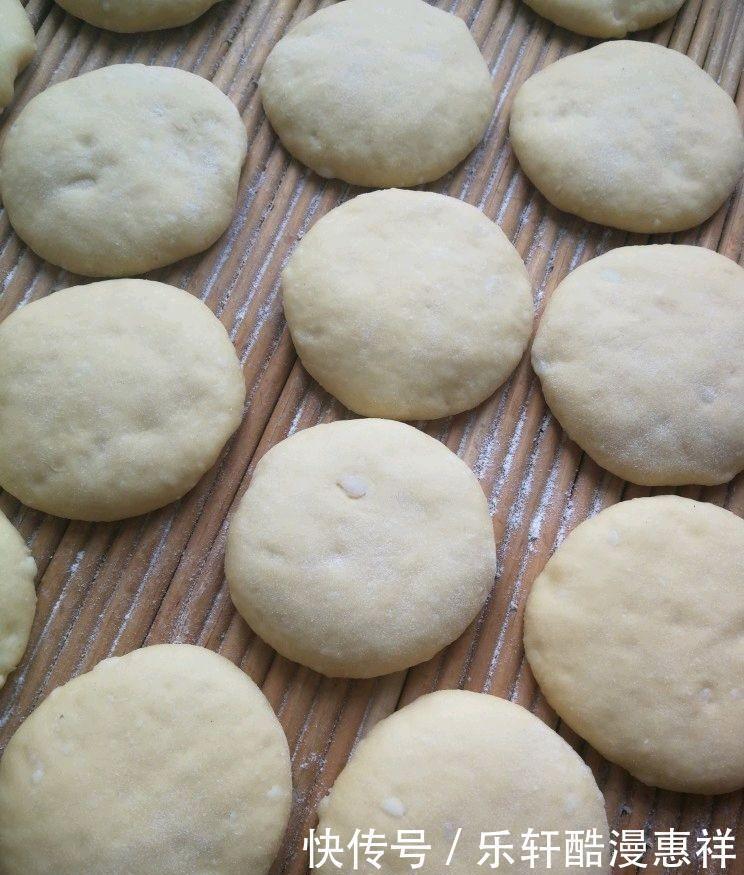 美味|一口一个的山药松饼,甜而不腻,美味又健康,味道堪称一绝