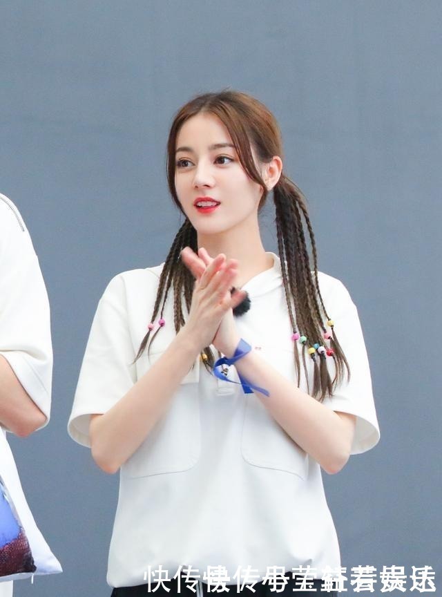 丸子头|别再扎低马尾啦,很显老!今年流行这3种“扎发”,谁扎谁好看