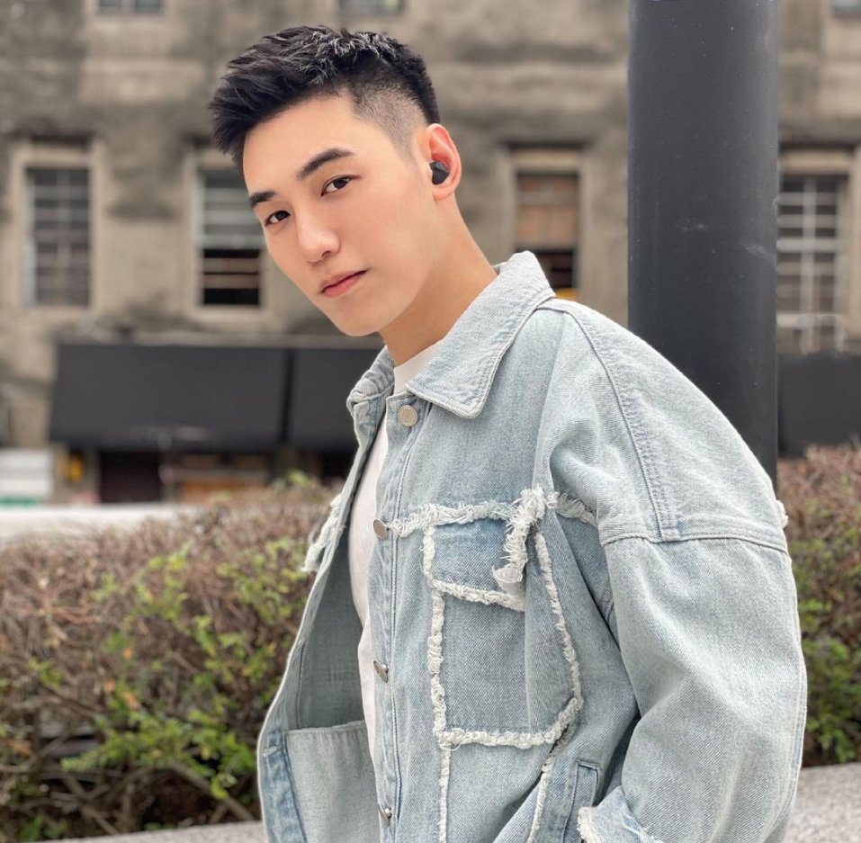 额头|男生留“过耳”发型太热了，不如剪这几款清爽造型，干净又帅气