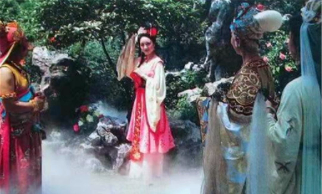 老母|黎山老母的真实身份是什么?她拥有哪些有名气的徒弟?