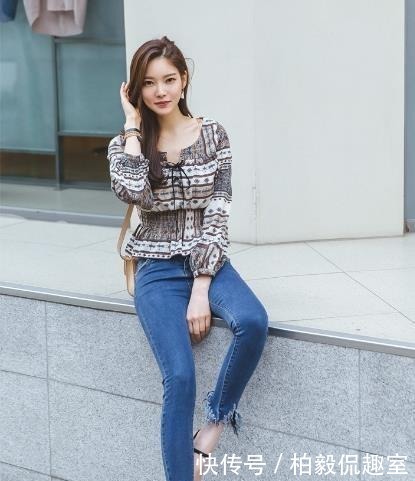 色彩|牛仔裤搭配雪纺衫,尽显小清新的视觉冲击,让你的美绽放新的色彩