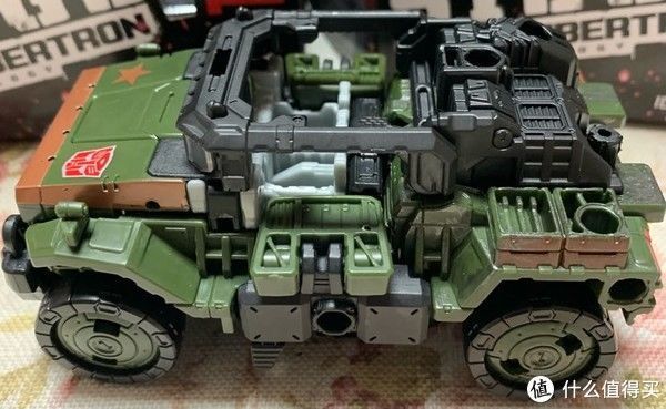 机器人|闲敲棋子落灯花 篇六十七:变形金刚 同模的精彩 围城探长与世代精选激射