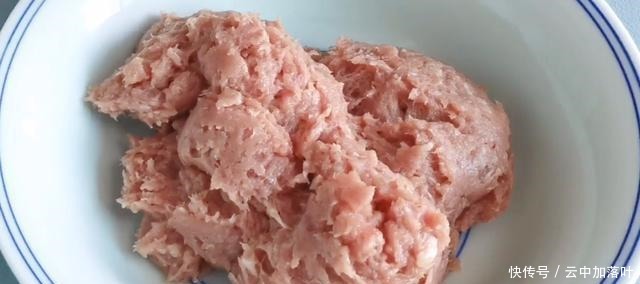 這樣做瘦肉很美味,做法簡單,吃起來Q彈爽滑,一次可以吃兩大碗