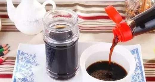 栀子花,杜鹃花总黄叶把它兑水浇盆里,再也不用担心黄叶