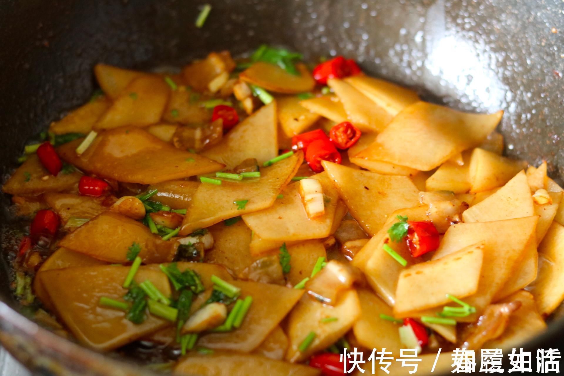 斜刀状|入秋后，山药莲藕不如它，1块钱一斤，营养美味又滋补，媲美人参