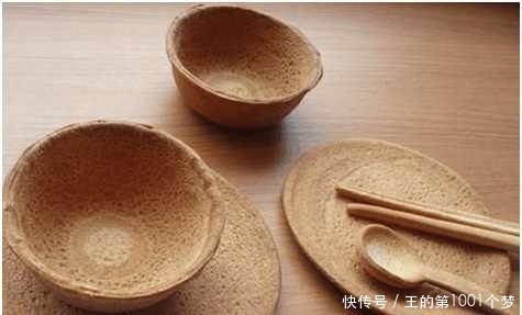 吃完饭|中国发明可食用餐具, 吃完饭当作饼干一样吃掉, 且营养价值高!