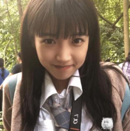 当年爆红的剪刀手女孩富豪曾许诺等她10年如今怎么样了