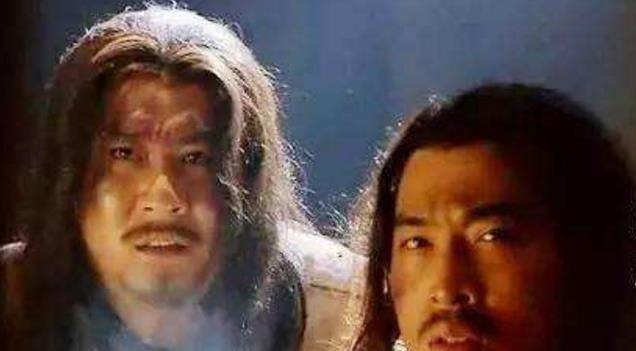 呼延灼!水浒最懵逼的大佬,能战平呼延灼,被宋江打压入地煞星,反而活命