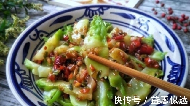 冬天吃这菜,清肝脏又补钙,关键是便宜,才几块钱一斤