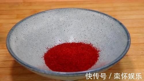 辣椒油|为啥饭店辣椒油那么香，原来有秘诀，配方比例全在这，收藏了