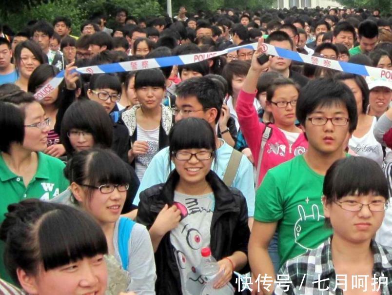 重点大学|高考556分，意外考上名校的学生，如今怎样了？网友：羡慕不来