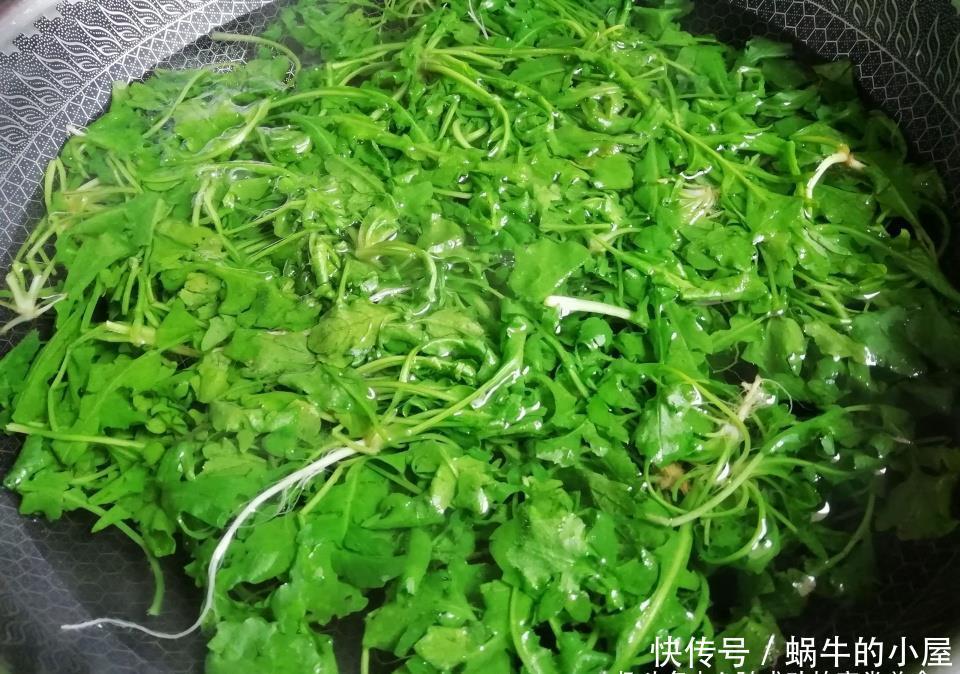 随取|冬季碰到此菜多买些,焯水后再储存,能吃一整年,随吃随取,方便