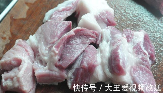 豆腐|三伏天,多给孩子做豆腐饼,薄皮脆嫩,香软好消化,比肉饼更香!