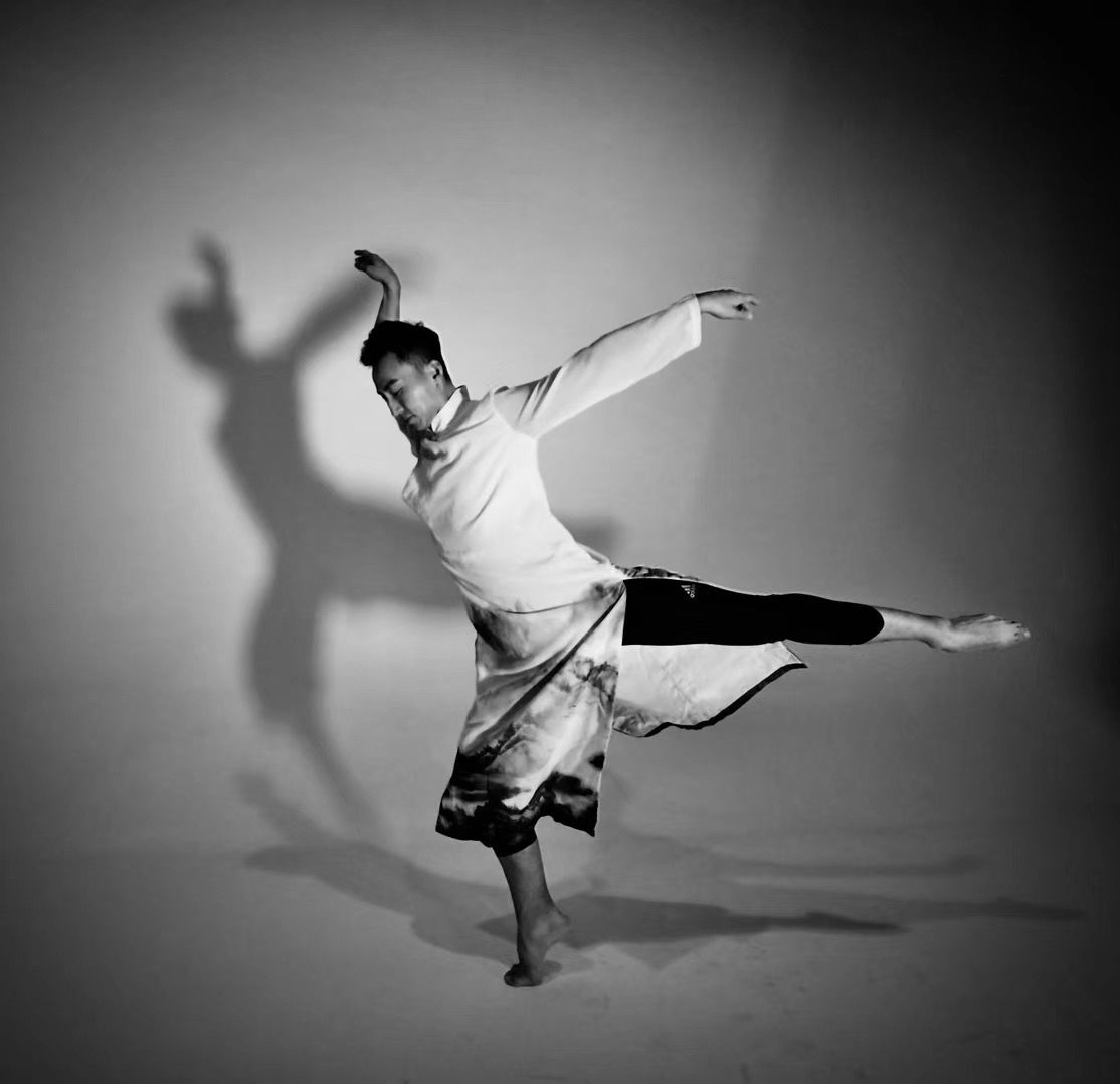 阿姨$追光｜广场舞阿姨背后的人，是谁？