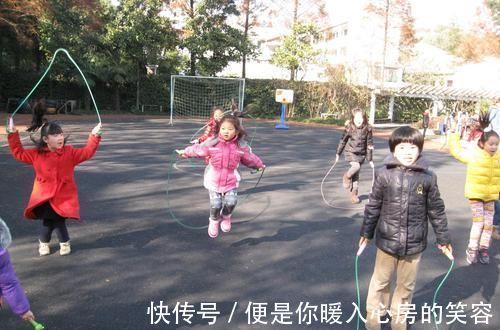 阿萱|父母都是高个子,儿子却“矮”人一等,问题出在了3个方面上