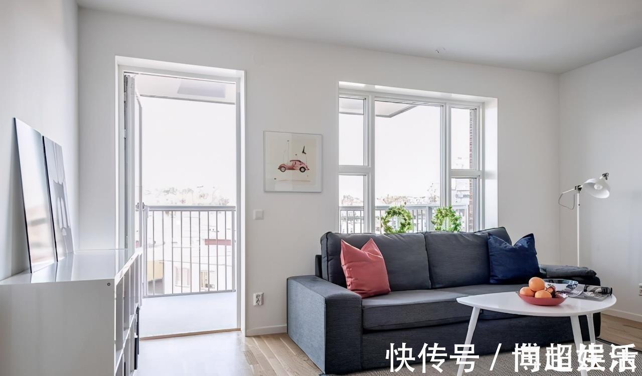 玄关|夫妻46㎡一居,玄关规划衣帽间,大白墙整洁清新,精致小家太美了