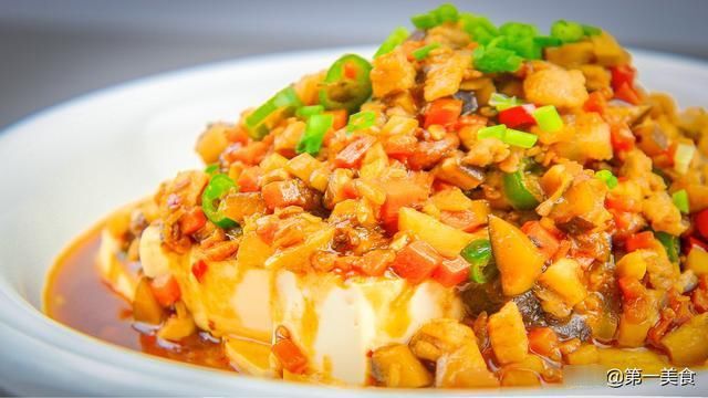 酱汁|酱泼豆腐好不好吃关键在于酱汁，厨师长分享饭店配方，香辣鲜嫩