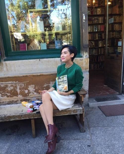 扔掉你的卫衣吧，太土了！现在流行穿“香菜衣”，时髦舒适还高级