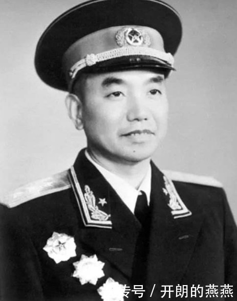 1955年,萧克被评为上将之首,为何会有萧克