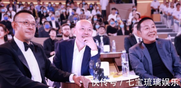 北影节颁奖礼晚会刘晓庆发言获全场鼓掌，陈道明一句话逗笑巩俐