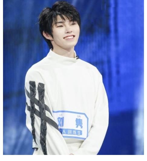 段星星|IXFORM：《青春有你3》的遺憾未決賽卻成團(tuán)，未來發(fā)展會(huì)如何呢！