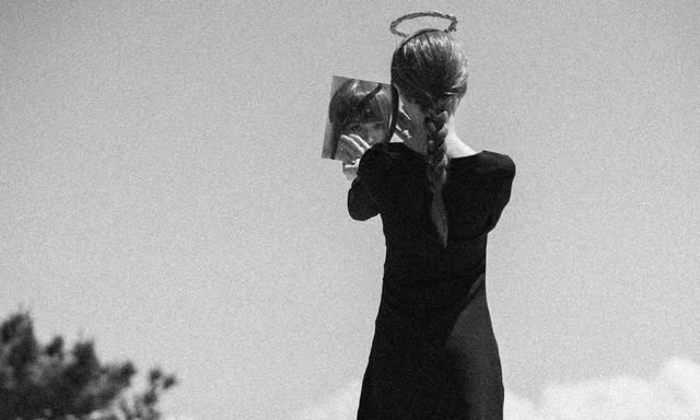 电次|网友COS玛奇玛,外形无比还原,网友:只可惜气质还差一点