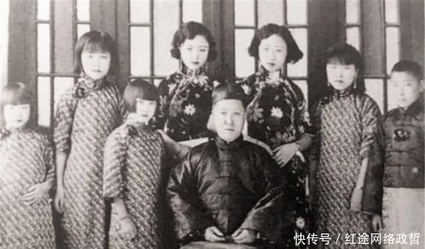 年轻|溥仪年轻时候全家福,男的气质高贵,女的倾国倾城