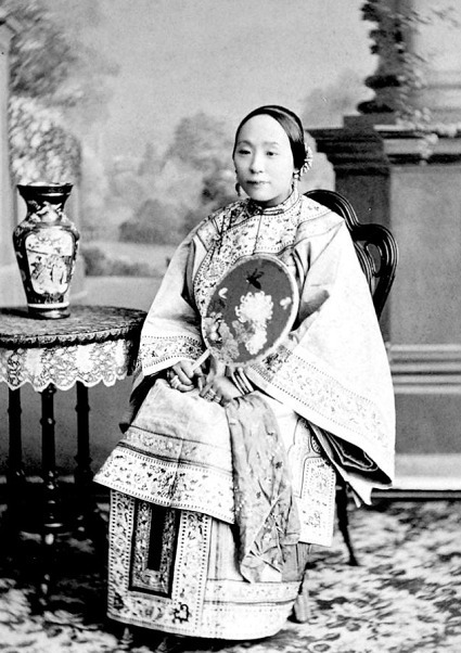 端庄|清朝时期的大家闺秀,端庄秀美,图1堪比貂蝉