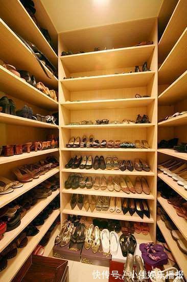 浑厚|235平现代风格宅，保留明亮色彩，感受浑厚文化底蕴