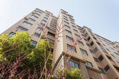 居住|1至18层，你会选择哪一层居住你家是几层