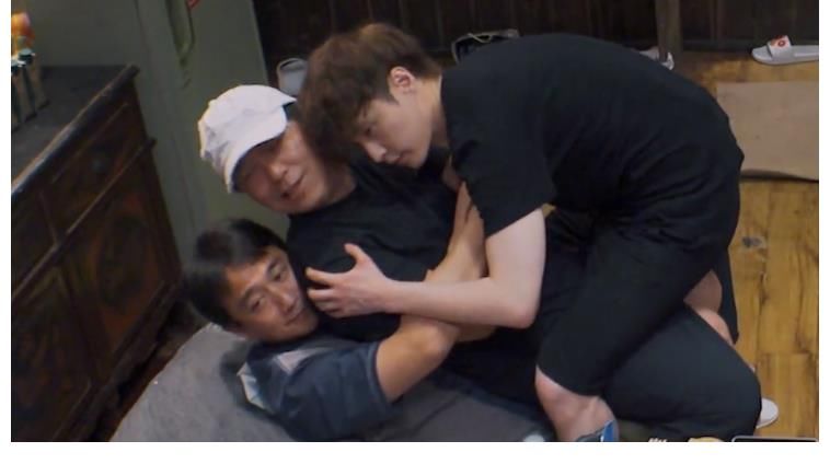 事业|黄渤直言张艺兴的事业短板，“极挑”情谊重现，叮嘱其别远离生活