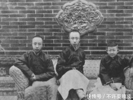 弟弟|溥仪一生孤苦终老，他得亲弟弟却儿女满堂，儿子个个成为国家栋梁！