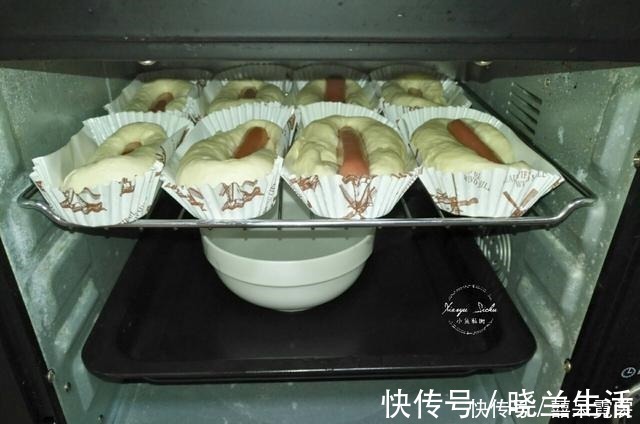 好吃|教你最简单的面包做法，做一盘5天不用早起，松软拉丝比买的好吃