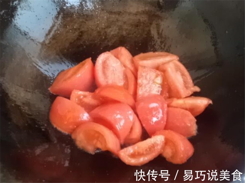 千页豆腐这样做,色泽红亮,味道好,女性要多吃