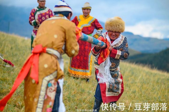 肃南|这条西北自驾路线，沿路都是世界级的美景，去过不枉此生！