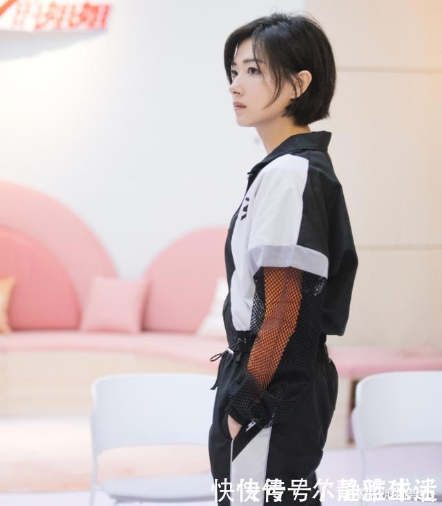 元气满满|“短发潮”out了,她们都悄悄留起了长发,美到犯规