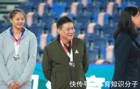 东京奥运|中国女排集训名单出炉!东京奥运12人剔除6人,32岁丁霞奋战巴黎
