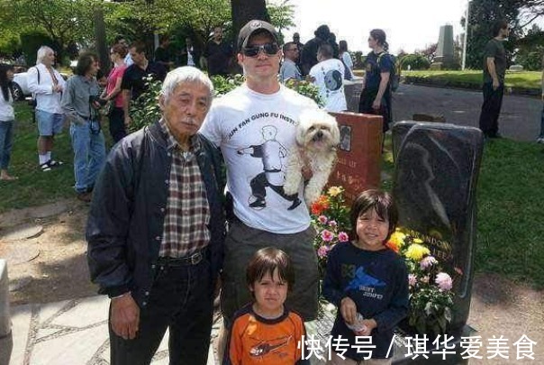 李小龙|李小龙的日本大徒弟,为他终生守墓不再收徒,如今94岁仍每周扫墓