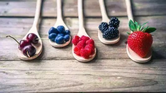 硕参|26岁女子,肠道内长满肿瘤,再次提醒3种食物,少往嘴里塞