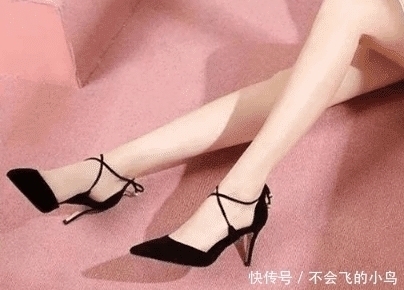 细跟鞋添加了一些微妙之处,会让你有时尚走秀的感觉!