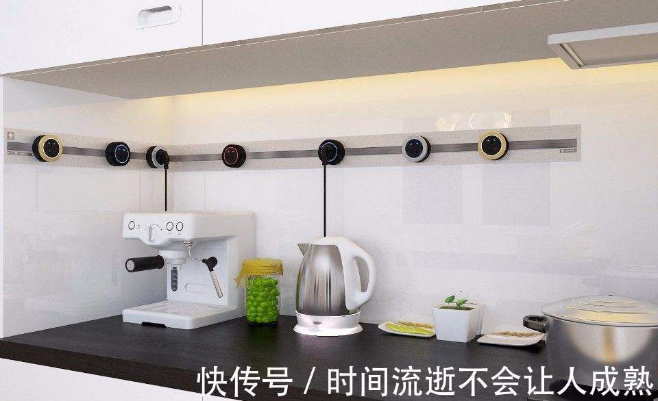 使用寿命|为什么有钱人厨房墙上不装插座听老电工的话,才知我家装错了
