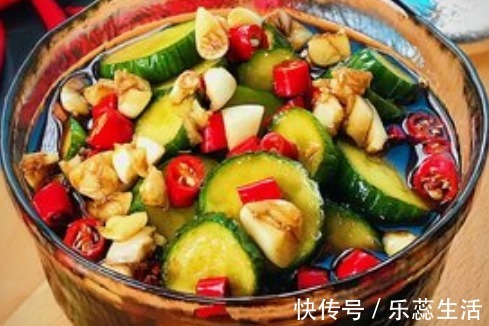 黄瓜|酱黄瓜怎么做才好吃30年老师傅教你一招，爽脆开胃，久放不变质