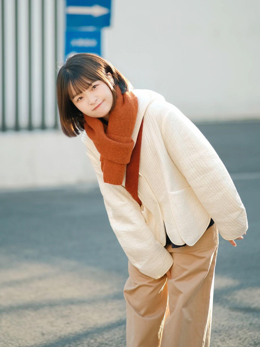 臃肿|觉得羽绒服臃肿?试试“棉服”吧,远比你想象中优雅高级