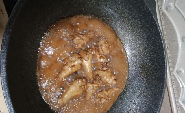 秋后|秋后“贴膘”，我家全靠它，三两下炒一锅，鲜嫩多汁，解馋又顶饱