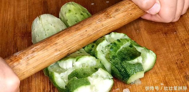 均匀|黄瓜炒鸡蛋家常做法,大厨分享秘诀,味道鲜美,营养又下饭!