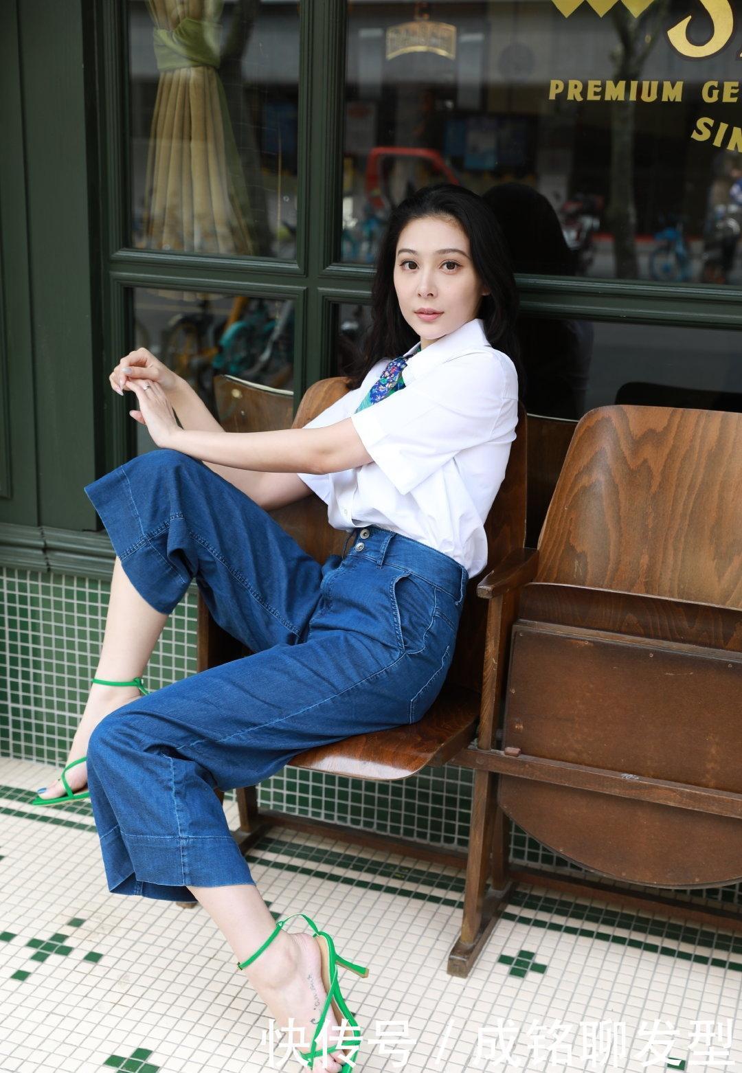 半身裙|漂亮小姐姐又出圈了,优雅精致的法式穿搭,柔情万种又美感十足