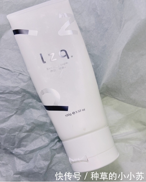 痘痘|建议:逛超市时,碰到这4款洗面奶别手软,看着不起眼,却很好用