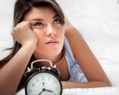 卵巢|女性快绝经时,会给你打4次“招呼”,你若在49岁才出现,恭喜